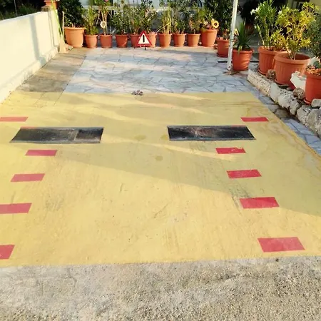 δωματιo 4 To Rent Nikos * Kalamata